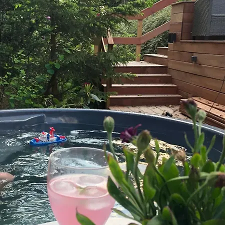 Villa Architect House With Hot Tub And Deck In A Secluded Spot *